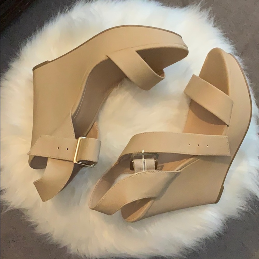 Tan wedges
